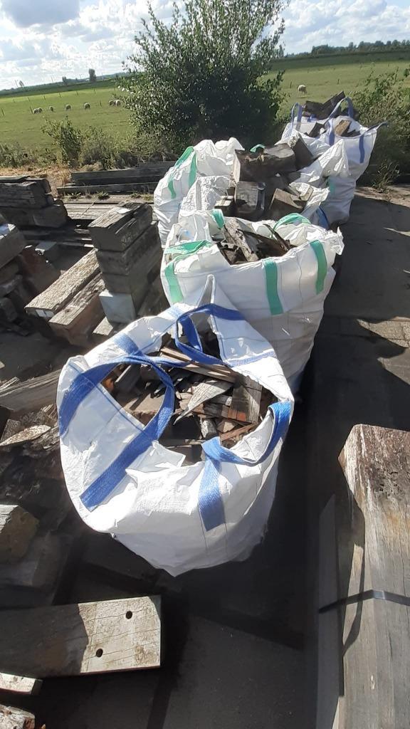 Brandhout, Stookhout, Haardhout, Kachelhout (Hardhout), Tuin en Terras, Haardhout, Blokken, Overige houtsoorten, 3 tot 6 m³, Ophalen