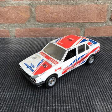 1:25 POLISTIL ALFA GIULIËTTA RALLY *OPKNAPPERTJE* …10,- beschikbaar voor biedingen