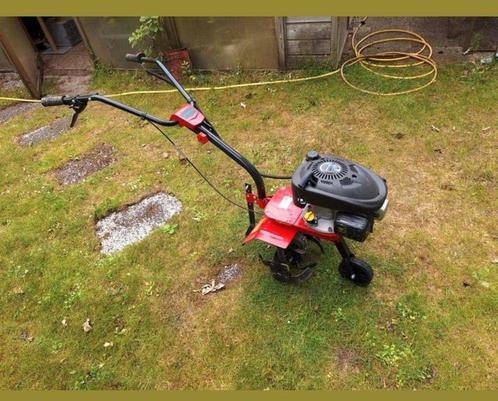 Te HUUR Tuinfrees machine, Doe-het-zelf en Verbouw, Gereedschap | Freesmachines, Zo goed als nieuw, Benzine, Tuinfrees, Ophalen