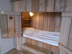 Bedstee/ bed in huisje van steigerhout, Ophalen, 85 tot 100 cm, Zo goed als nieuw, Lattenbodem