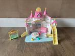 Sylvanian families zonnig kinderopvang kasteel, Kinderen en Baby's, Speelgoed | Poppenhuizen, Ophalen of Verzenden, Zo goed als nieuw
