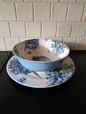 Grote schaal en bord hortensia Jet by terSteege beschikbaar voor biedingen