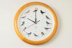 Klok met vogelgeluiden, houten lijst., Ophalen of Verzenden, Gebruikt, Analoog, Wandklok