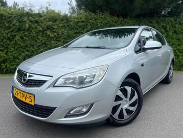 Opel Astra 1.4 Business Edition 5-drs Airco NL Auto beschikbaar voor biedingen
