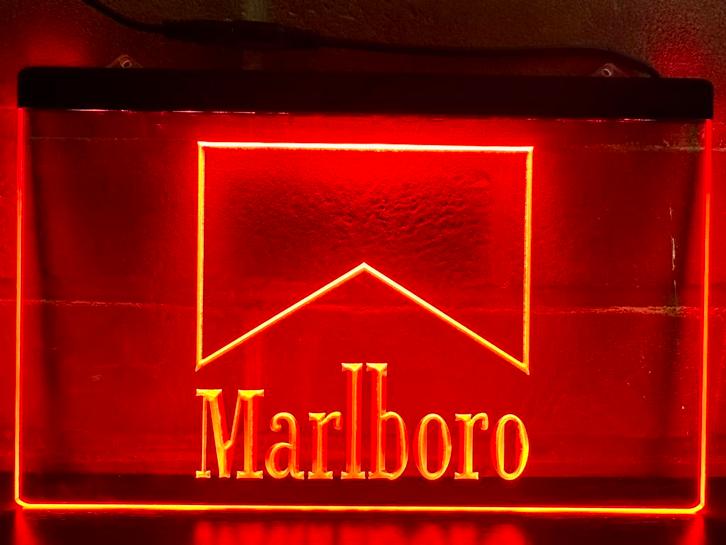 Led Lichtbord MARLBORO 3d neon look, Verzamelen, Merken en Reclamevoorwerpen, Nieuw, Lichtbak of (neon) lamp, Ophalen of Verzenden