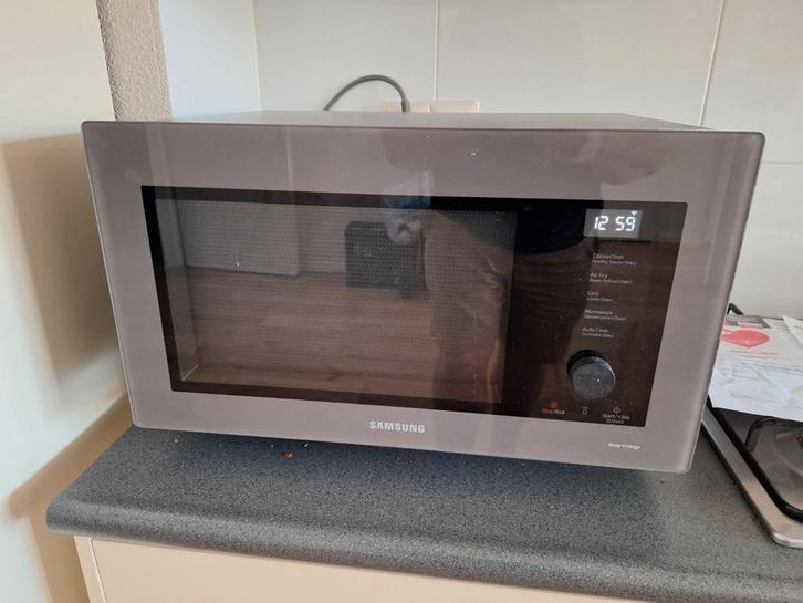 Combimagnetron 10 maanden oud, Witgoed en Apparatuur, Magnetrons, Zo goed als nieuw, Ophalen