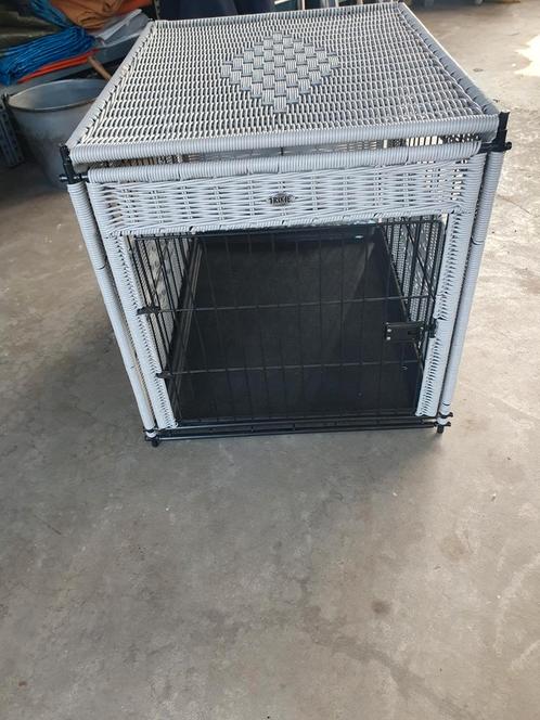Wicker bench 79 x 58 x 60, Dieren en Toebehoren, Hondenbenches, Zo goed als nieuw, Ophalen
