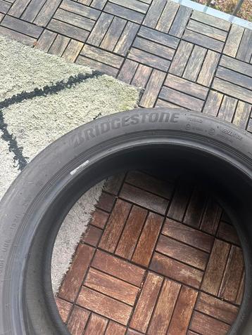 2x bridgestone zomerbanden 255/40/20 255 40 20 beschikbaar voor biedingen