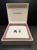 Gebruikte Pandora Beveled Clip: Sterling Zilver 925/1000 2x, Gebruikt, Pandora, Ophalen of Verzenden, 2 of 3 bedels