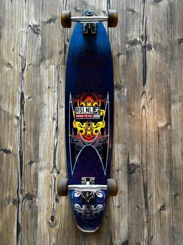 J & R Sports Longboard beschikbaar voor biedingen