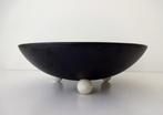 Keramiek ronde schaal zwart Mobach Jan des Bouvrie 3601-s, Antiek en Kunst, Ophalen of Verzenden