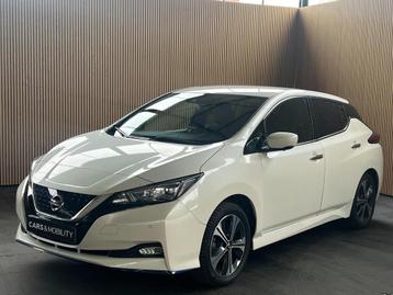 Nissan LEAF E N-Connecta 62 kWh stoel&stuur verwarming | 360 beschikbaar voor biedingen