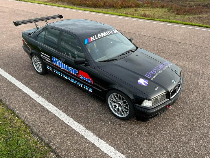 Bmw e36 325i Circuitauto, race, trackday, Auto's, BMW, Particulier, 3-Serie, Benzine, Sedan, Handgeschakeld, Zwart, Ophalen