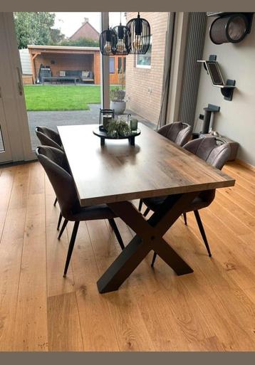 Eettafel Freetown 160x90 beschikbaar voor biedingen