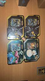 Tag & team tins, Ophalen of Verzenden, Zo goed als nieuw, Boosterbox