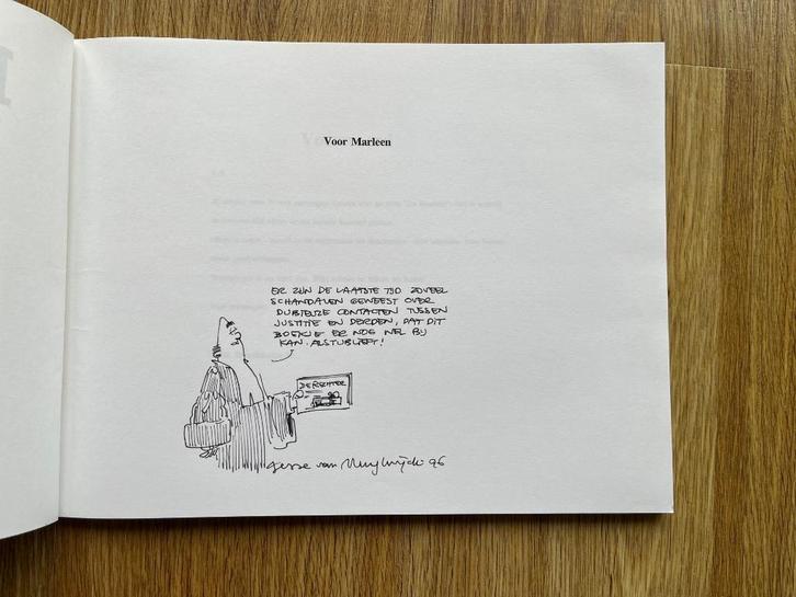 De rechter - verpletterend bewijs - Gesigneerd met tekening, Boeken, Stripboeken, Gelezen, Eén stripboek, Ophalen of Verzenden