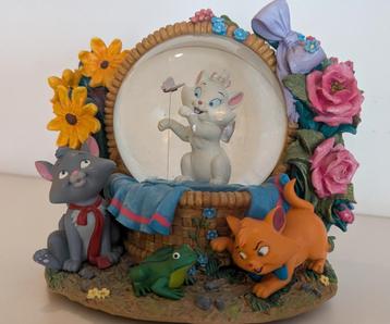 Disney Snowglobe Aristocats Flowers beschikbaar voor biedingen