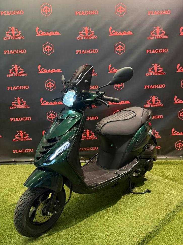 Piaggio Zip 2018 Brom! SP Jaguar Green / RS Zadel Garantie!, Fietsen en Brommers, Scooters | Piaggio, Zip, Benzine, Ophalen of Verzenden