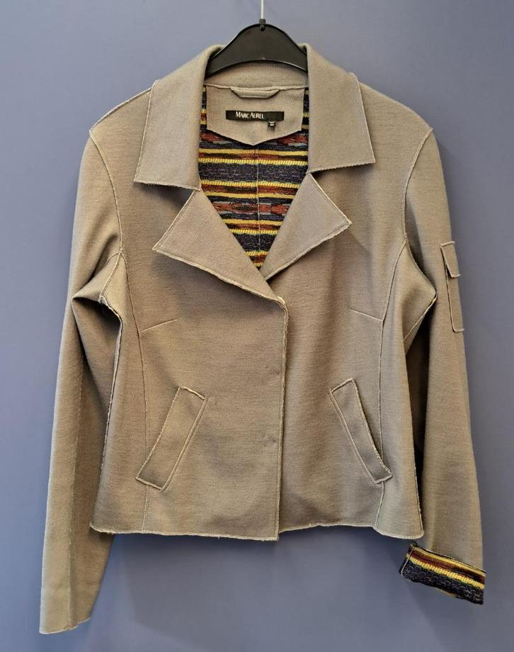 Marc Aurel blazer jasje grijs, blauw gele omslag mt 40 46130, Kleding | Dames, Jasjes, Kostuums en Pakken, Zo goed als nieuw, Jasje