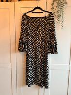 Iz Naiz, travelstof zebra jurkje (L/XL)off shoulder, Zwart, Maat 42/44 (L), Iz Naiz, Ophalen of Verzenden