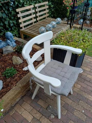 6 Houten Stoelen met Leuning - Zeer Nette Staat