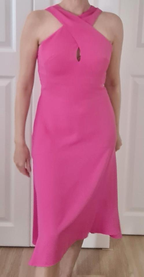 Roze Karen Millen high low jurk crossover hals mt 38, Kleding | Dames, Gelegenheidskleding, Zo goed als nieuw, Galajurk, Maat 38/40 (M)