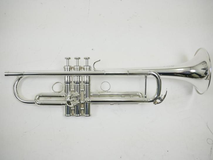 GEZOCHT Trompetten Yamaha, Bach, Getzen, Conn, Olds, Muziek en Instrumenten, Blaasinstrumenten | Trompetten, Gebruikt, Bes-trompet