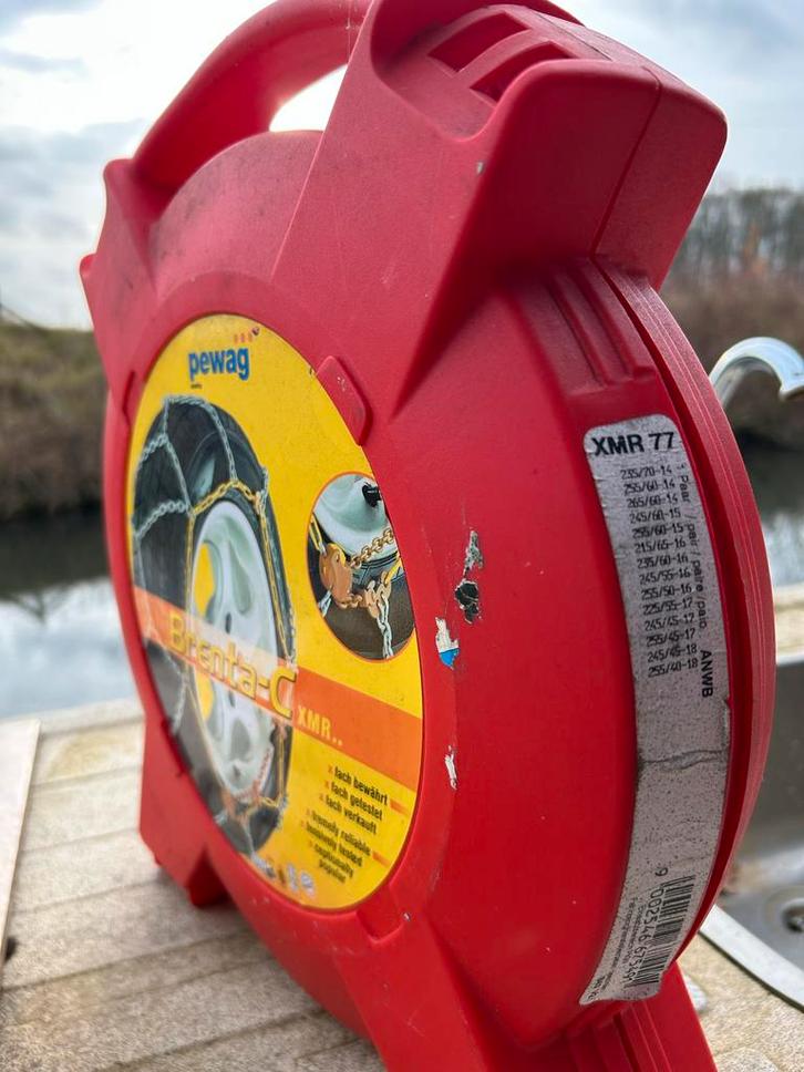 2 sets sneeuwkettingen - diverse maten, Auto diversen, Sneeuwkettingen, Zo goed als nieuw, Ophalen of Verzenden