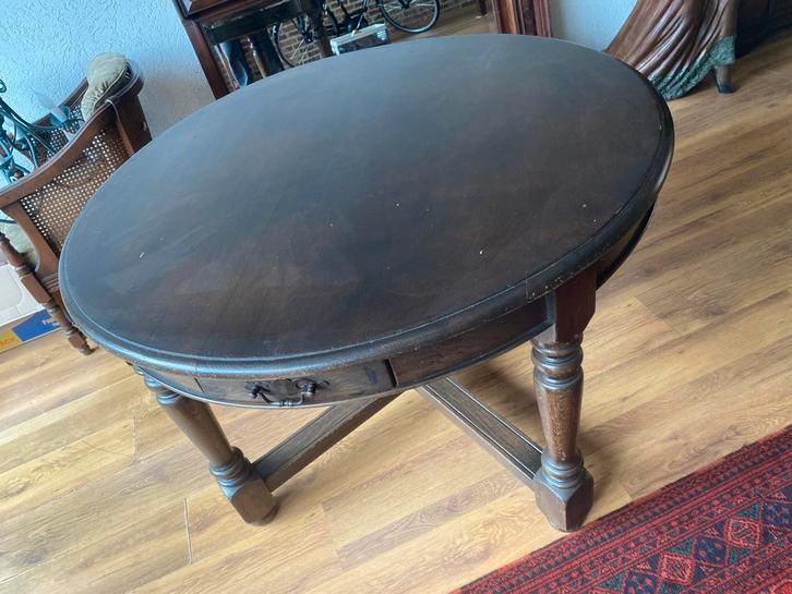 ronde tafel met lades, Huis en Inrichting, Tafels | Bijzettafels, Ophalen of Verzenden