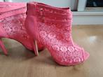 Knalroze laarzen bloemenprint, Lage of Enkellaarzen, Ophalen of Verzenden, Zo goed als nieuw, Roze