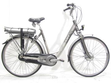 Giant Twist go grijs dames 55cm 28inch beschikbaar voor biedingen