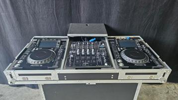 Pioneer CDJ-2000NXS2 / DJM-900NXS2 DJ Set beschikbaar voor biedingen