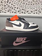 Nike Air Jordan 1 Low Mocha - Maat 48,5, Ophalen of Verzenden, Zo goed als nieuw, Zwart, Sneakers of Gympen