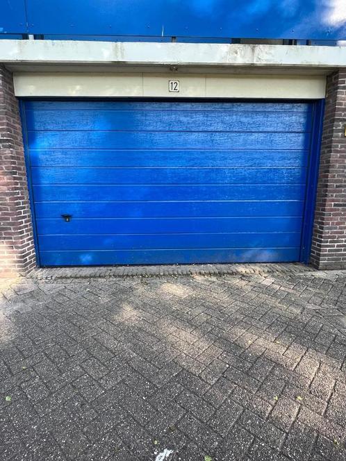 Te huur: ruime garagebox (21m2) in Overvecht, Utrecht, Huizen en Kamers, Garages en Parkeerplaatsen, Utrecht