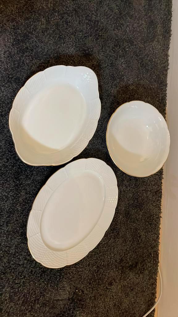 2 Schalen en 1 groot bord THUN, Huis en Inrichting, Keuken | Servies, Schaal of Schalen, Overige stijlen, Porselein, Ophalen of Verzenden