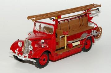 Renault ACZ1 GUGUMUS brandweer schaal 1/43 # 14 beschikbaar voor biedingen