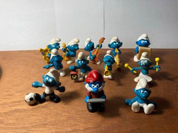 12 Smurfen Peyo Schleich Figuren beschikbaar voor biedingen