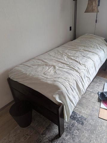 1 persoons bed, verstelbare bodem, m-line matras beschikbaar voor biedingen