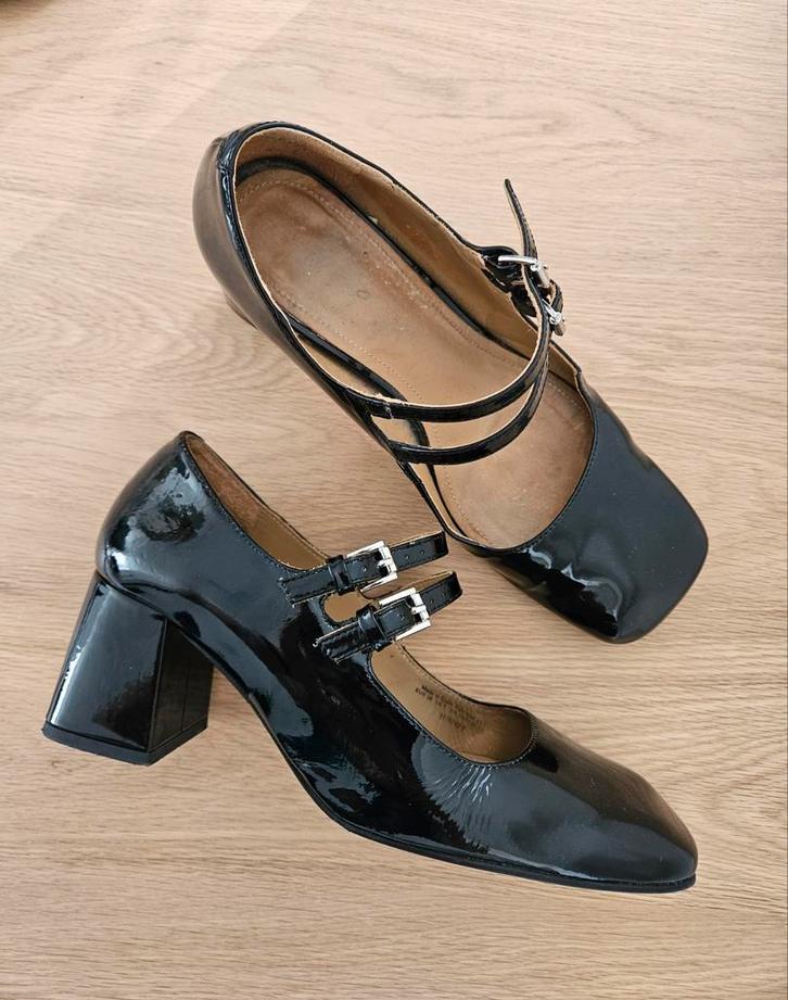 & Other Stories - Lakleren Mary Janes - maat 38, Kleding | Dames, Schoenen, Zo goed als nieuw, Schoenen met hoge hakken, Zwart