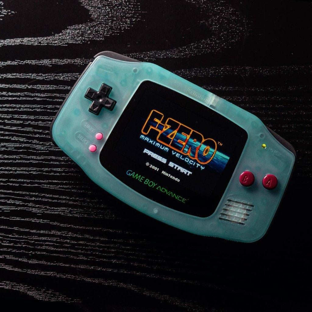 Custom Game Boy - IPS display! Advance -/ SP, Color, Pocket, Spelcomputers en Games, Spelcomputers | Nintendo Game Boy, Verzenden