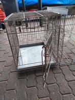 honden bench met deurtje  l x b x h 63 x 46 x 57, Ophalen, Zo goed als nieuw