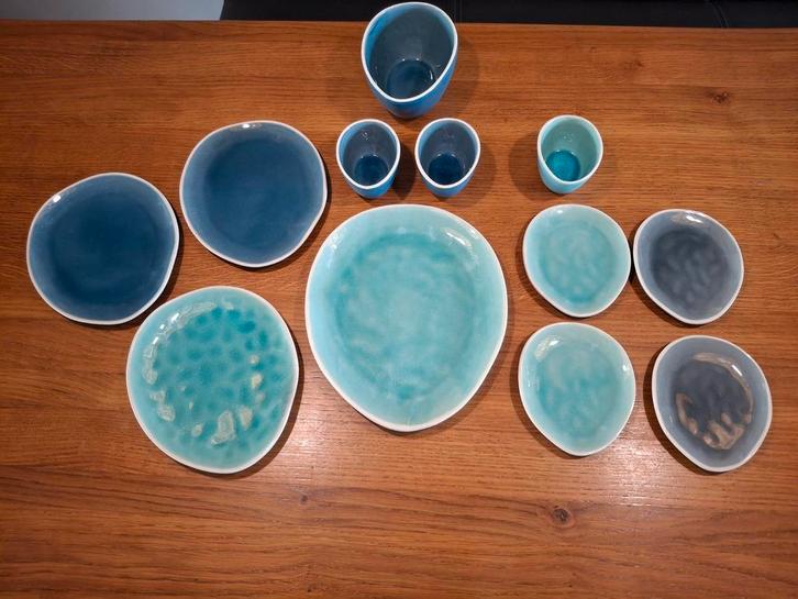 Jewel Servies - Blauw & Grijs, Huis en Inrichting, Keuken | Servies, Gebruikt, Bord(en), Effen, Aardewerk, Ophalen of Verzenden