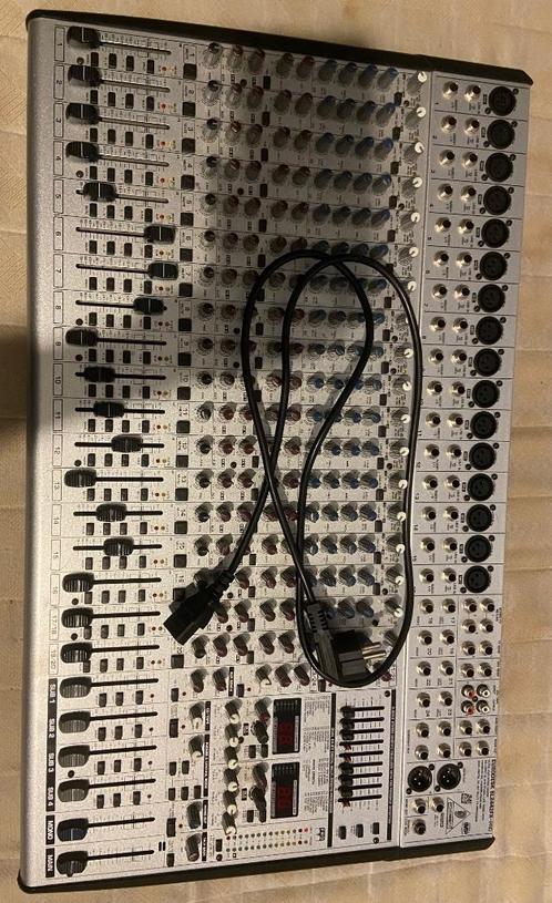 DISC Behringer SL2442FX-Pro Eurodesk Mixer-Details, Muziek en Instrumenten, Accordeons, Zo goed als nieuw, Knopaccordeon, 120-bas
