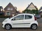 Peugeot 107 1.0 EXCLUSIVE NL-AUTO-NAP, Voorwielaandrijving, Euro 5, Stof, Gebruikt