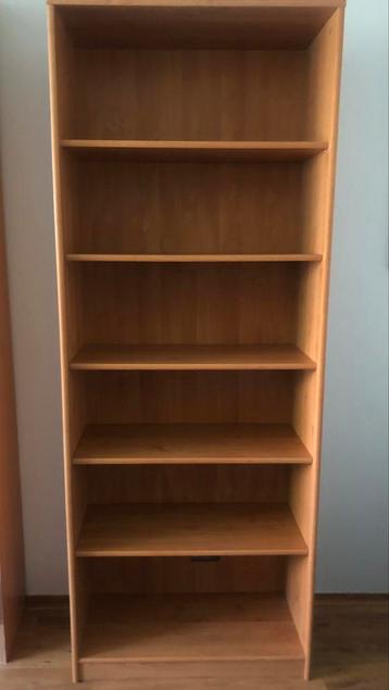 Boekenkast warm lichtbruin houtfinier 189x72x34cm (hxbxd) beschikbaar voor biedingen