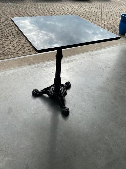 Bistro tafel, Tuin en Terras, Tuintafels, Zo goed als nieuw, Rond, Metaal, Ophalen