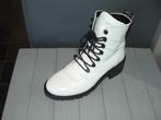 Nubbik NBKK wit lakleer Djuna Cone veterschoen boots maat 38, Djuna Cone, Wit, Overige typen, Ophalen of Verzenden