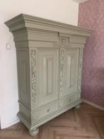 Antieke hippe kast, Antiek en Kunst, Antiek | Meubels | Kasten, Ophalen