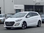 Hyundai i30 1.6 GDi Comfort AUTOMAAT/PDC/STOELVERWARMING/CRU, Auto's, Gebruikt, 4 cilinders, Wit, I30