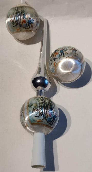 vintage kunststof piek en 2 kerstballen met satijn omwonden beschikbaar voor biedingen